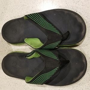 OP GREEN and BLACK  flip flop sz 11m